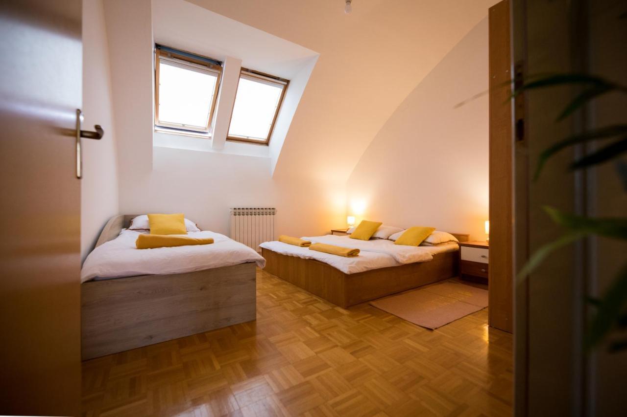 Apartman Ana Lägenhet Osijek Exteriör bild