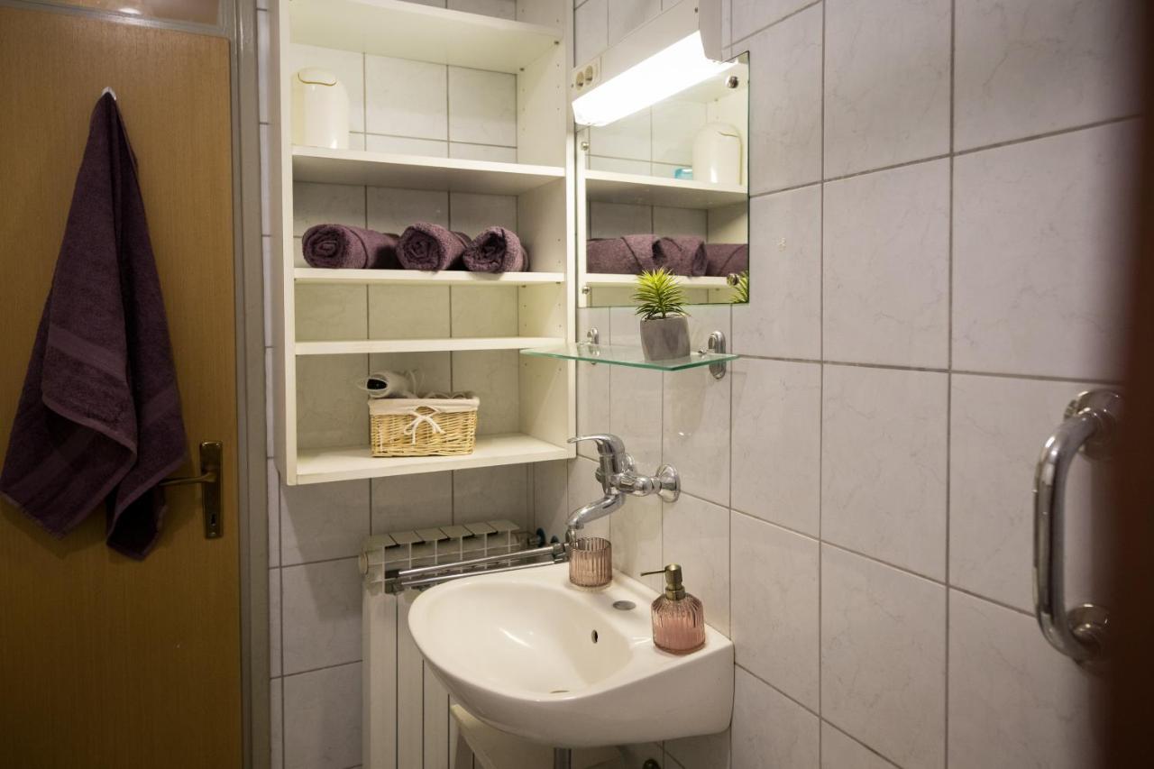 Apartman Ana Lägenhet Osijek Exteriör bild